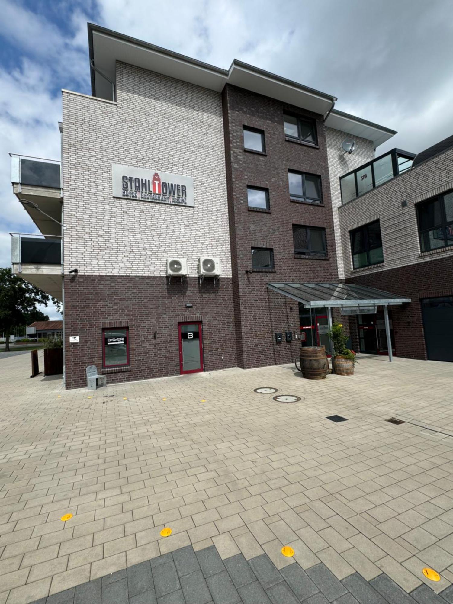 Hotel Stahltower Friesoythe Buitenkant foto